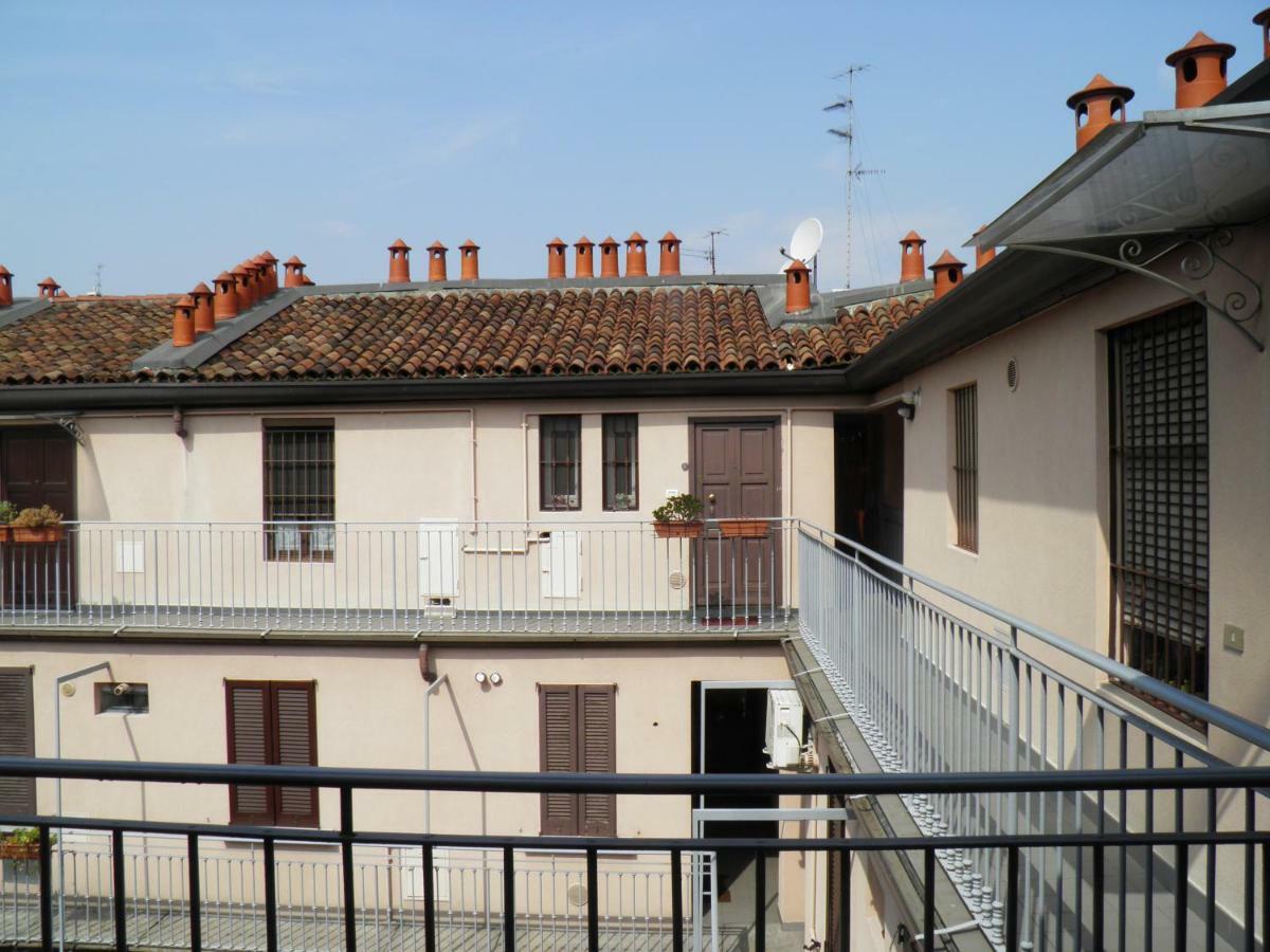 Il Nido Sul Tetto A Milano, Milan
